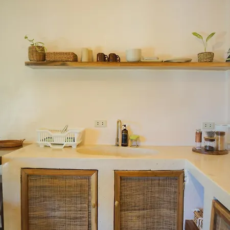 Greenhouse Siargao Roadside Boutique Apartments General Luna  Exterior photo