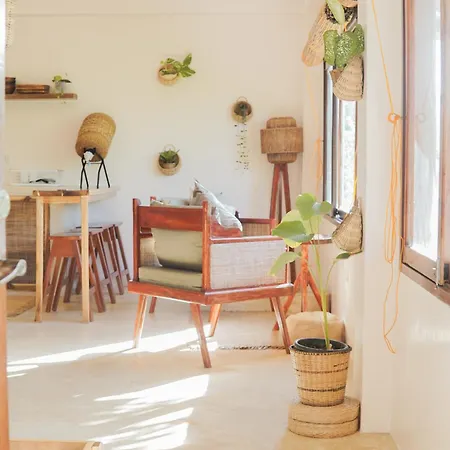 Greenhouse Siargao Roadside Boutique Apartments General Luna  Exterior photo