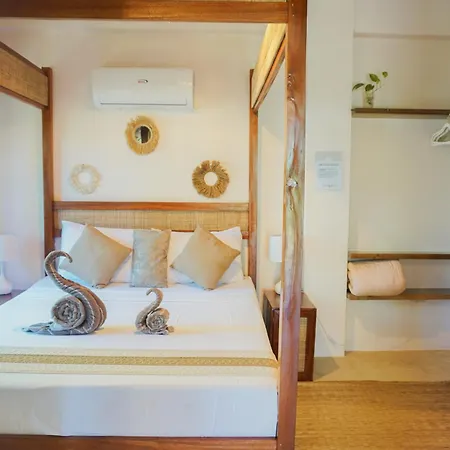 Greenhouse Siargao Roadside Boutique Apartments General Luna  Exterior photo