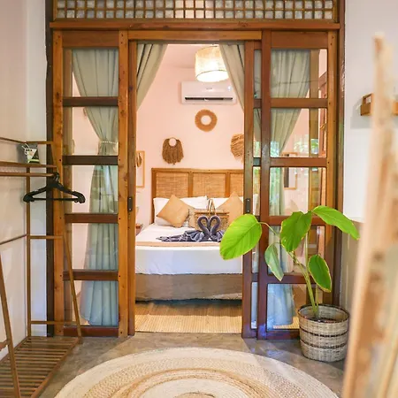 Greenhouse Siargao Roadside Boutique Apartments General Luna  Exterior photo