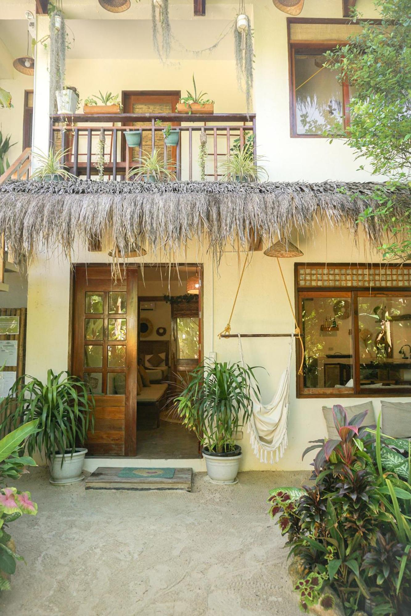 Greenhouse Siargao Roadside Boutique Guest house